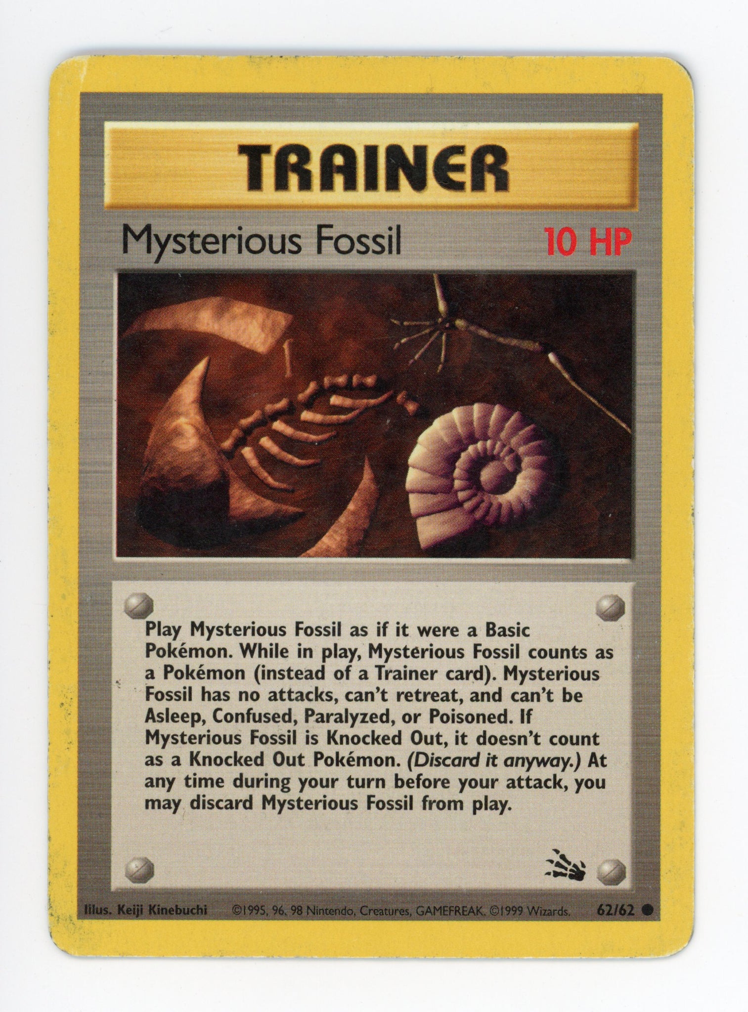 Trainer Mysterious Fossil 62/62 Non Holo 1999 Base Fossil