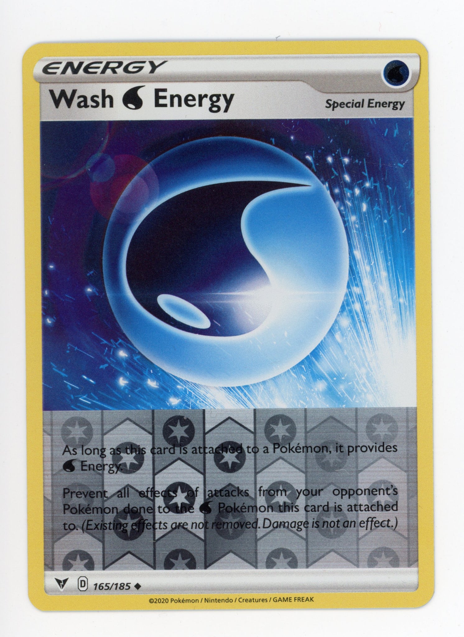Wash Energy 165/185 Pokemon 2020 Reverse Holo Vivid Voltage